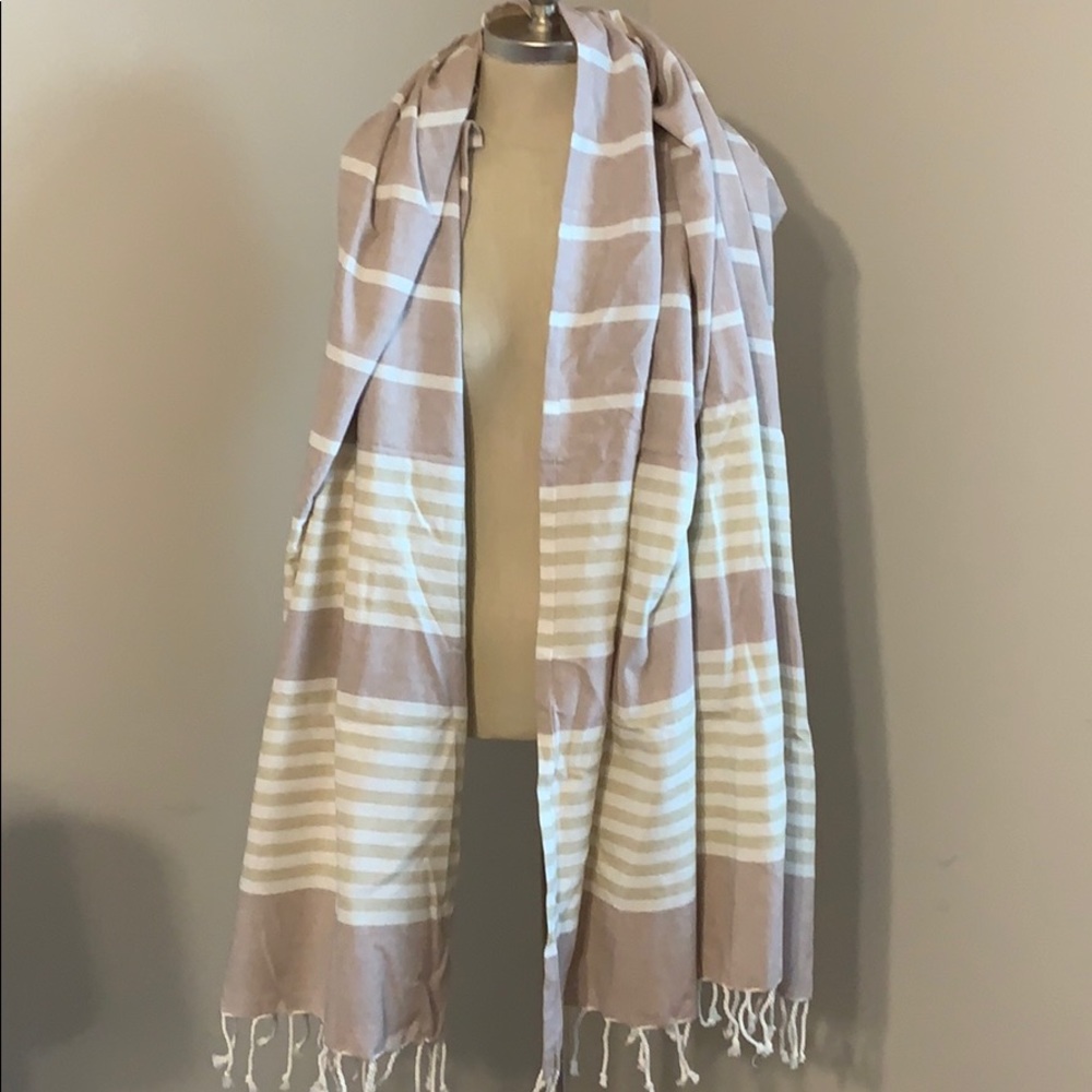 Striped throw blanket